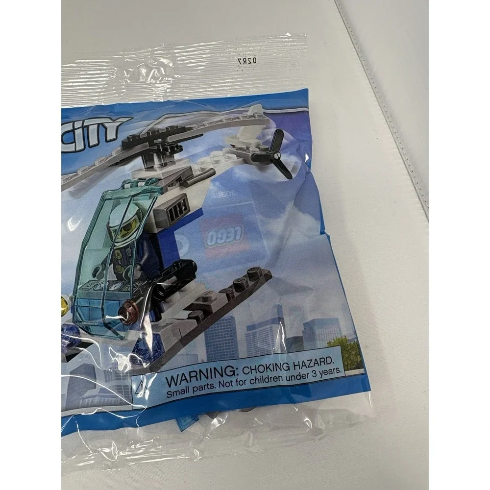 LEGO CITY Police Helicopter 30351 New Sealed 2017 Release Retired